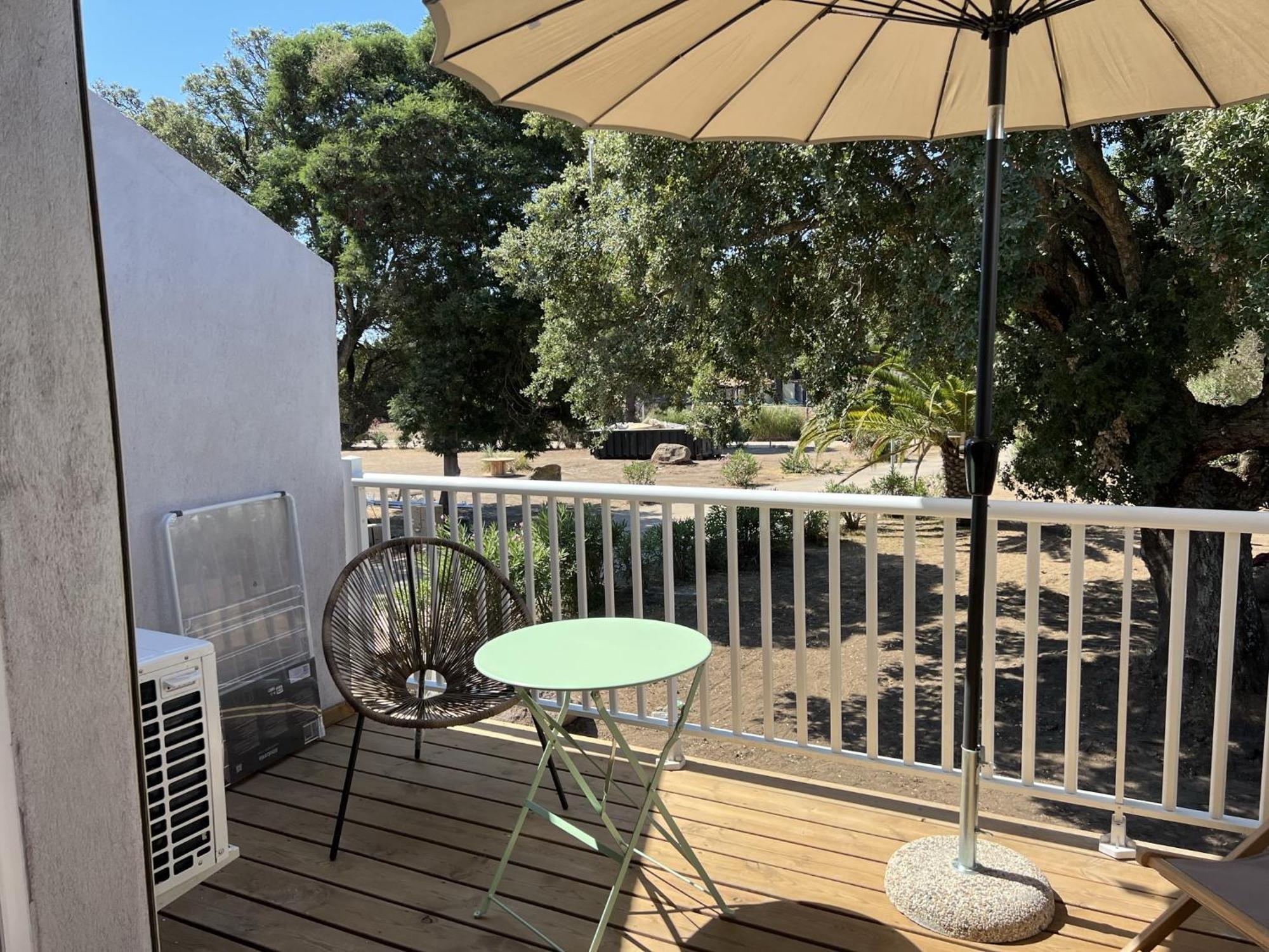 Fiori Di Cala Rossa Residence Hoteliere Леччи Экстерьер фото