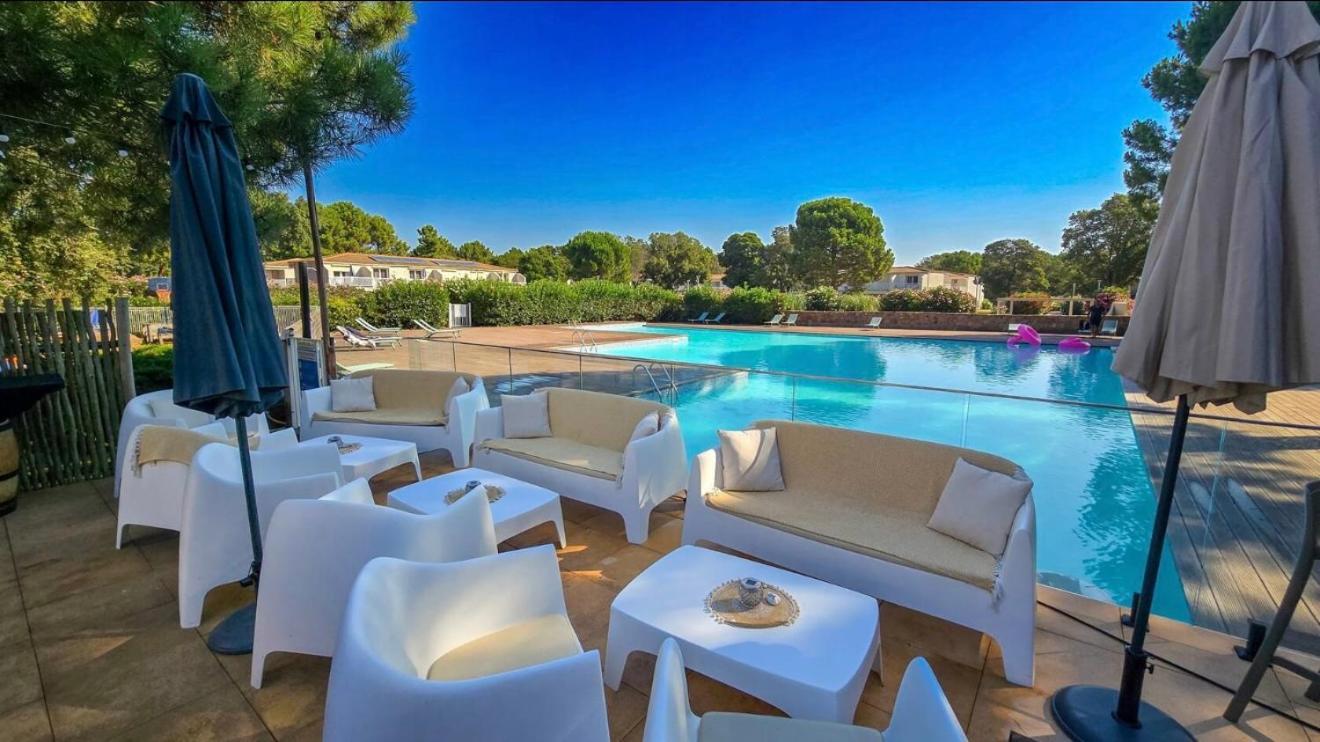Fiori Di Cala Rossa Residence Hoteliere Леччи Экстерьер фото